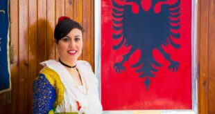 Isuf Ismaili: Intervistë me kryetaren e shoqatës “Arbëria” në Ungër, arbëreshen e nderuar Rosa Carbone