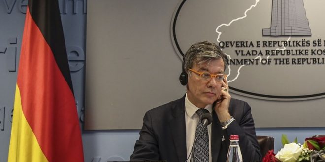 Ambasadori Heldt: Shpresoj që Kosova në vitin 2020 ta ketë një dozë të madhe të ajrit dhe qiellit të pastër