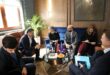 Kreu i Grupit Parlamentar të PS-së, Bledi Çuçi, prit në një takim raportuesen për Shqipërinë në Parlamentin Europian, Isabel Santos