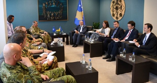 Kryeministri Mustafa takon komandantin suprem të NATO-s për Evropën