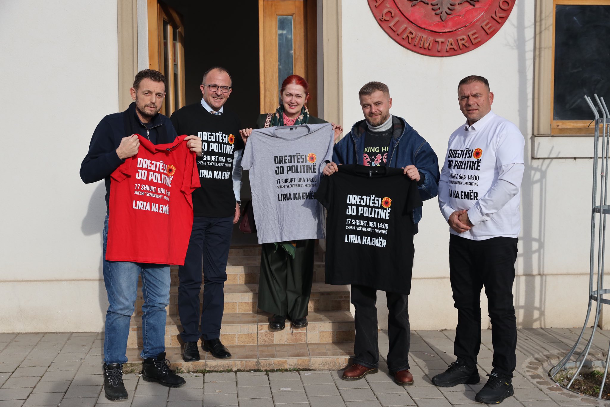 platforma-liria-ka-emer-mobilizohet-ne-istog-per-marshin-e-17-shkurtit-shtohet-presioni-publik-per-ceshtjen-e-clirimtareve