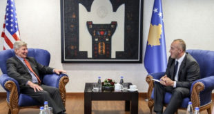 Kryeministri Haradinaj ka pritur shefin e parë të Zyrës Amerikane në Kosovën e pasluftës Dale Pfeiffer