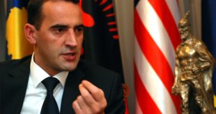 Ish-deputeti i Kuvendit të Kosovës, Lahi Brahimaj ua kujton atyre që kanë harruar trimërinë e Daut Haradinajt