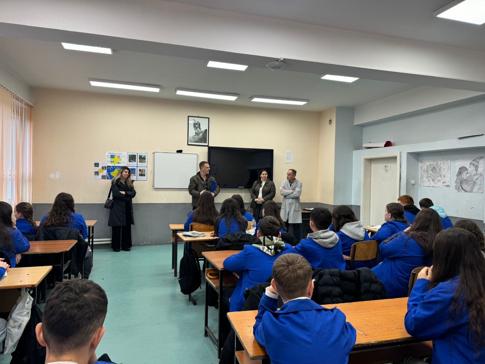 Në kuadër të Fushatës Sensibilizuese  16 Ditët e Aktivizmit kundër Dhunës në Familje dhe Dhunës me Bazë Gjinore   u zhvilluan ligjërata në disa shkolla të Deçanit