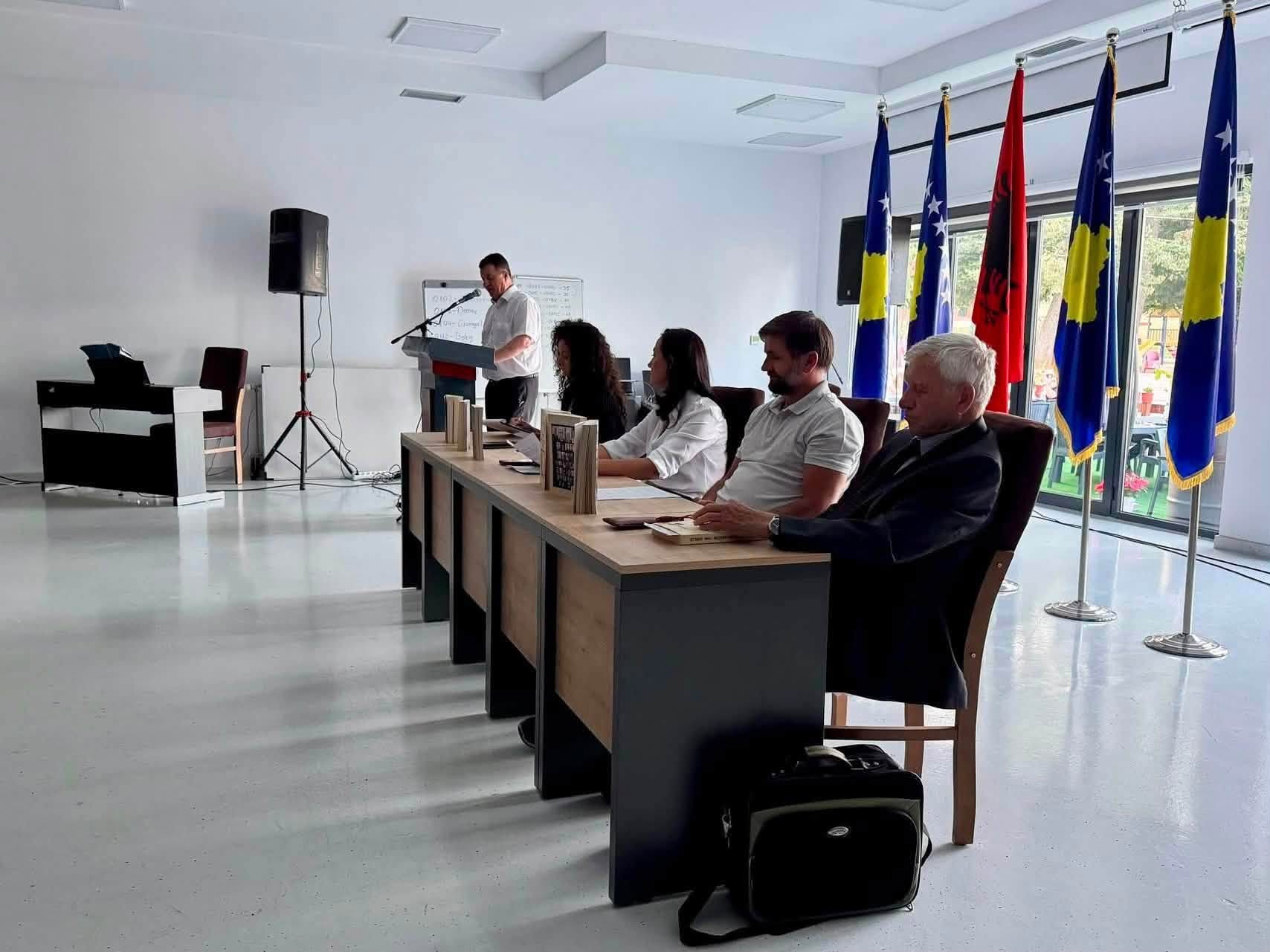 Në Deçan u mbajt Nata e Dytë në kuadër të aktiviteteve të Javës së Diasporëse