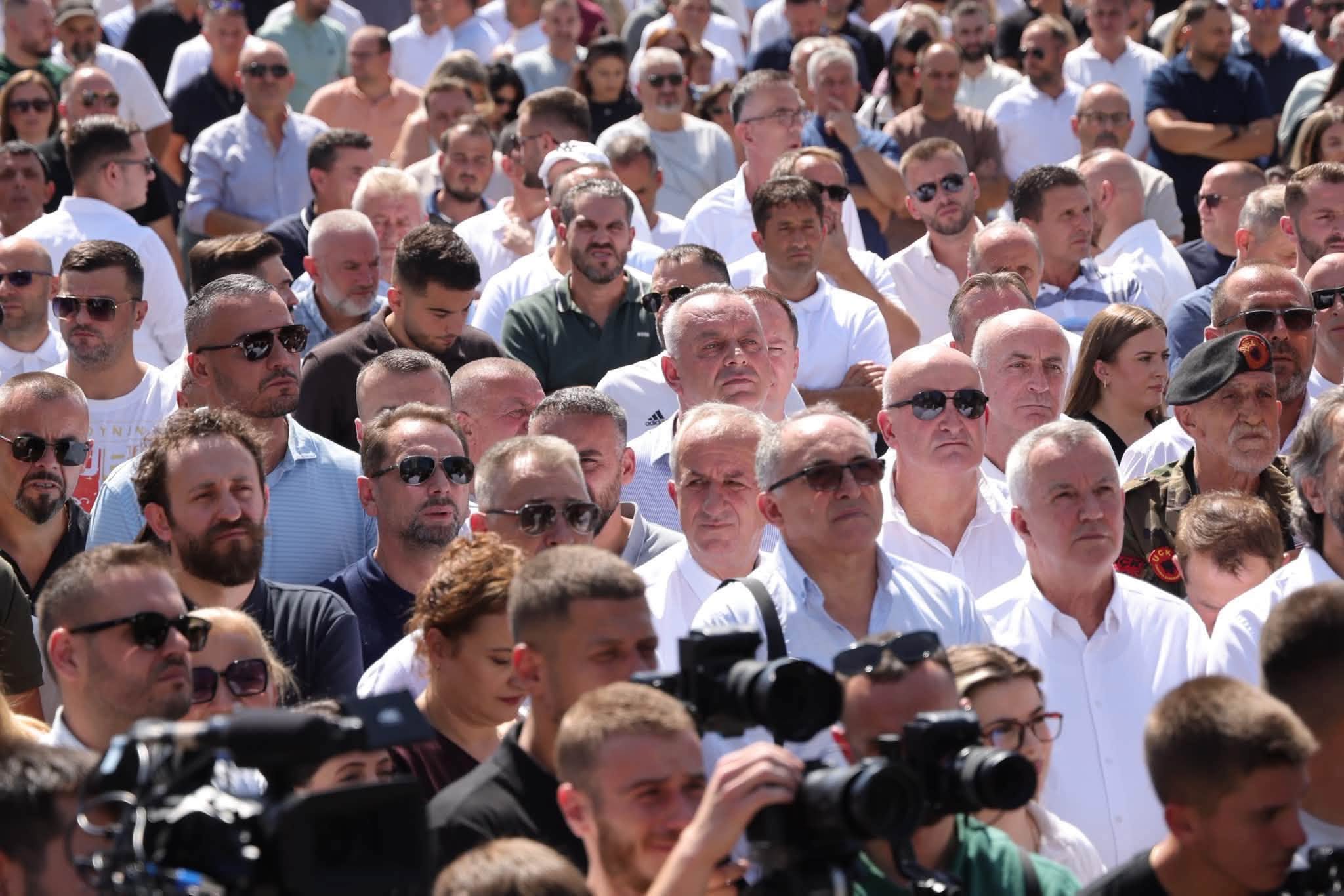 Komuna e Deçanit në mbështetje të protestës së komunave të Republikës së Kosovës
