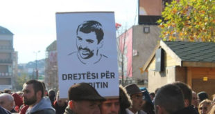 Lëvizja Vetëvendosje sot do të mbajë marsh protestues për të kërkuar zbardhjen e rrethanave të vdekjes së Astrit Deharit