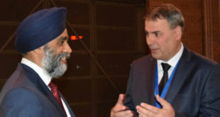 Ministri i FSK-së, Haki Demolli takohet me Ministrin e Mbrojtjes të Kanadasë, Harjit Sajjan