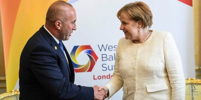 Kryeministri Haradinaj, ka zhvilluar një takim bilateral me kancelaren e gjermane Merkel në Londër