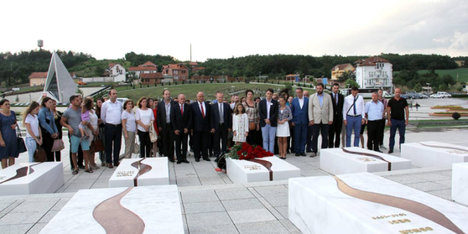 Në Prekaz, në Kompleksin Memorial “Adem Jashari”, u mbajt manifestimi tradicional “Dita e Diasporës