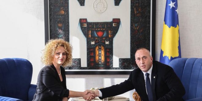 Donika Kadaj-Bujupi rikthehet në Aleancën për Ardhmerinë e Kosovës e konfirmon Haradinaj