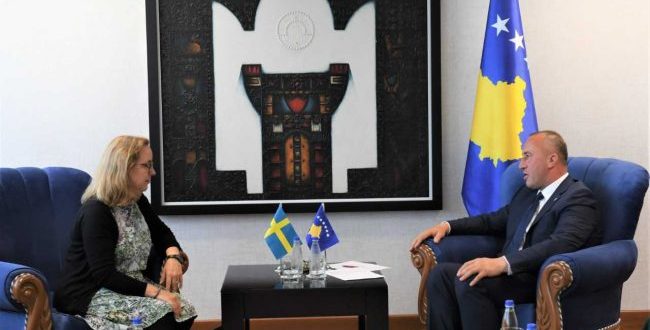 Kryeministri i Haradinaj priti në takim njoftues, ambasadoren e re të Suedisë në Kosovë, Karin Hernmarck Ahliny