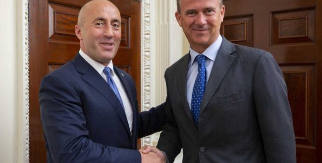 Kryeministri Haradinaj takon ministrin e Shtetit për Forca të Armatosura të Mbretërisë së Bashkuar, Mark Lancaster