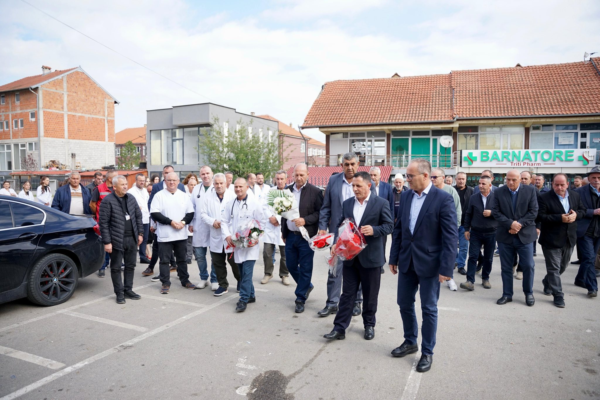 Në 27 vjetorin e rënies  përkujtohet dëshmori  Dr  Shpëtim Robaj