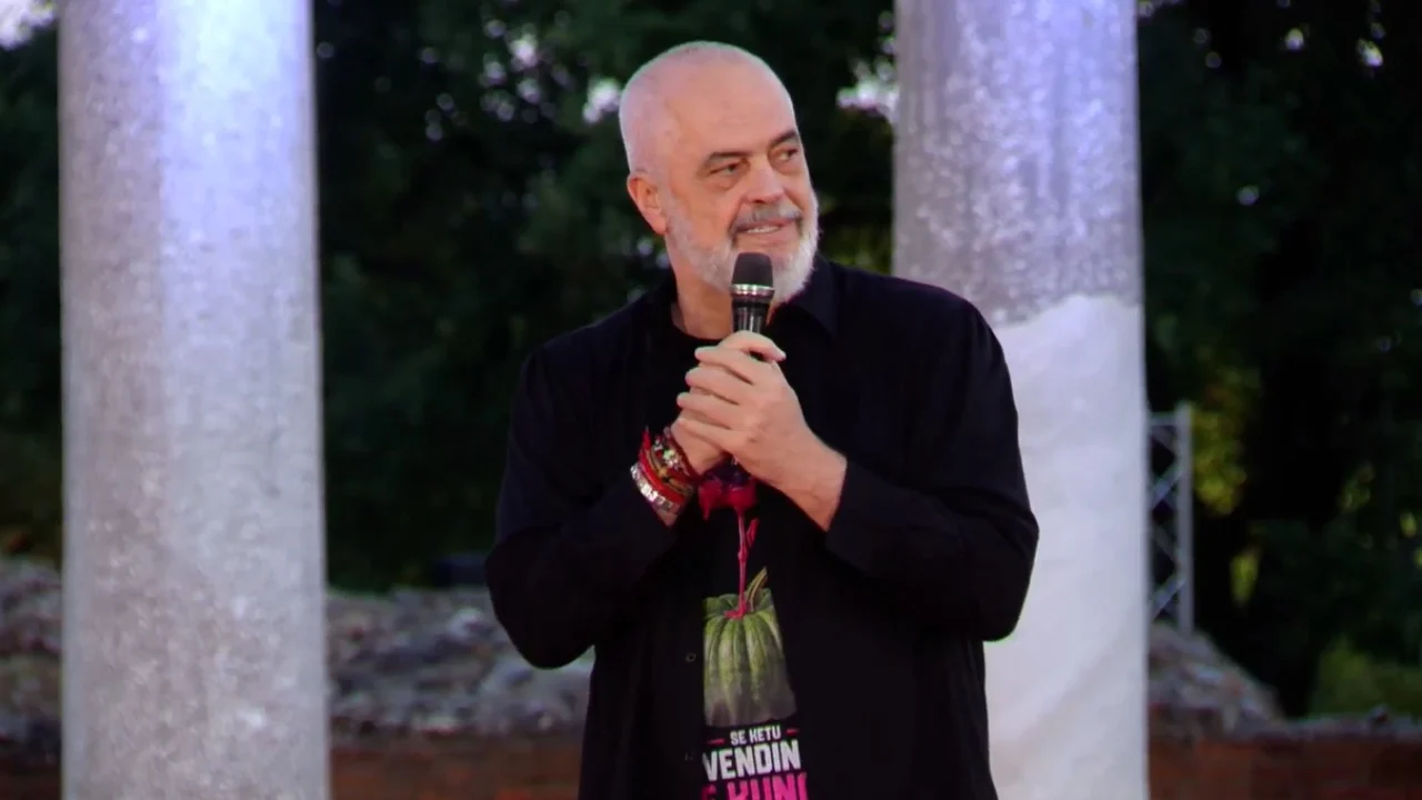 Edi Rama  Sorrat dhe korbat kanë marrë përfundimisht peng flamingot
