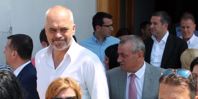 Edi Rama do të emërojë Gramoz Ruçin kryetar të Kuvendit të Shqipërisë