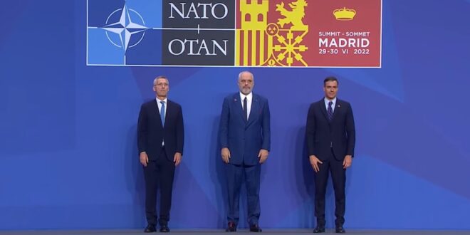 Kryeministri, Edi Rama, gjatë Samitit të NATO-s, në Madrid, kërkoi që Kosova të ftohet në mekanizmin e Partneritetit për Paqe
