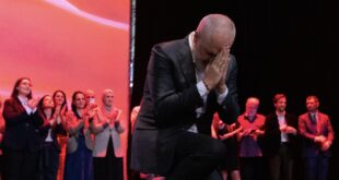 Edi Rama në Greqi: Duam me të gjithë fqinjët, sllavë dhe grekë të jetojmë në harmoni, në vëllazërim