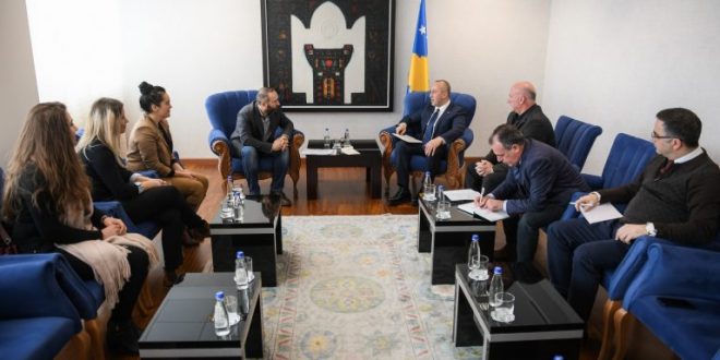 Kryeministri i vendit, Ramush Haradinaj, priti në takim përfaqësuesit e Psikologëve të Kosovës