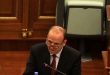 Ulja e shtesave për pensionistë e familjet në asistencë sociale është kritikuar nga deputeti i PDK-së Elmi Reçica
