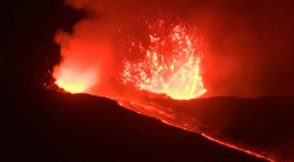 Shpërthen vullkani Etna në Itali, mbulohet një sipërfaqe të madhe nga hiri vullkanik