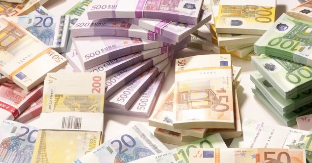 Diaspora solidarizohet me vendlindjen, për një ditë dhurohen afër 100 mijë euro për fondin emergjent