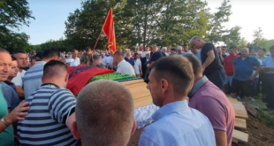 Është varrosur në fshatim Broboniq të Mitrovicës babai i Kadri Veselit, Fazli Veseli
