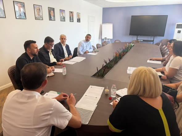 Komiteti për Komunitete ka mbajtur mbledhjen e rregullt