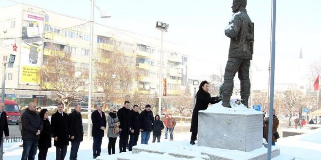 Në Gjilan ka filluar manifestimi tradicional, mbarëkombëtar, “Flaka e Janarit 2017”