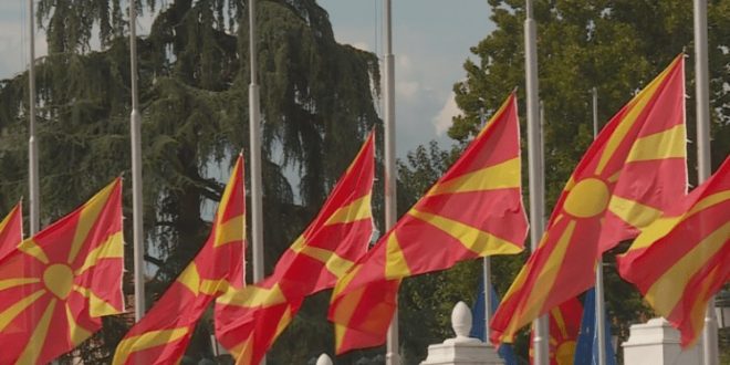 Qeveria e Maqedonisë shpalli tri ditë zie kombëtare pas aksidentit në Bullgari, që la të vdekur të paktën 46 udhëtarë