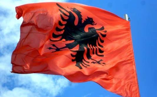 Në prag të Ditës së Flamurit, Drejtoria e Përgjithshme e Arkivave bëhet institucioni i parë i Shqipërisë me prani fizike në Kosovë