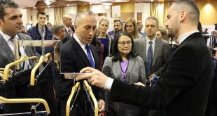Kryeministri Haradinaj merr pjesë në hapjen e edicionit të dytë vjetor të Konventës së Veshmbathjeve të Kosovës