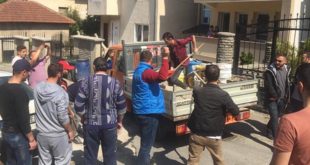 Të rinjtë e Degës së Tretë të FRLDK-së, në Prishtinë mbyllin gropat në rrugën ku ka qenë Rezidenca