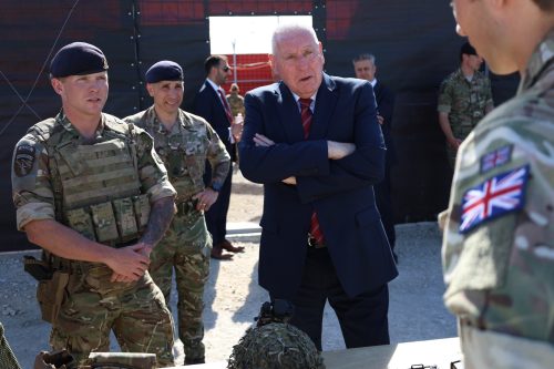 FSK përmbyll me sukses trajnimet për snajperë dhe liderë luftarakë
