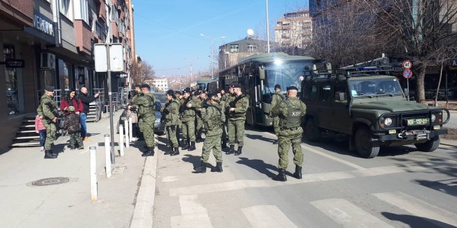 Në 11-vjetorin e Pavarësisë, FSK-ja ka parakaluar për herë të parë si Ushtri e Kosovës