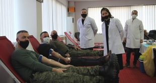 Filloi aksioni vullnetar i dhurimit të gjakut në Ministrinë e Mbrojtjes dhe në FSK