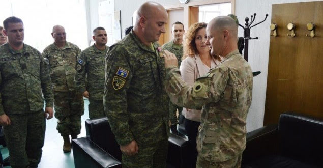 Gjeneral brigade Enver Cikaqi nderohet me Medalje nga guvernatori i Ohajos