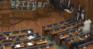 Sërish bllokohet seanca e Kuvendit, opozita e bashkuar në veprime kundër Qeverisë