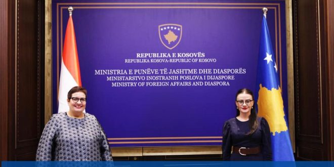 Ministrja Haradinaj-Stublla e ka pritur në takim Ambasadoren e re të Mbretërisë së Holandës në Kosovë, Carin Lobbezoo