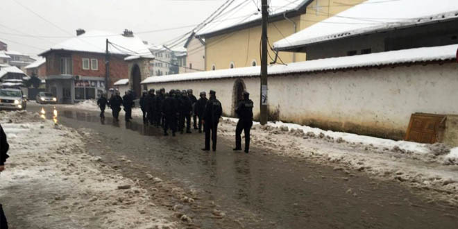 Qytetarët e Gjakovës të gatshëm për të penguar vizitën e pelegrinëve e vrasësve serbë