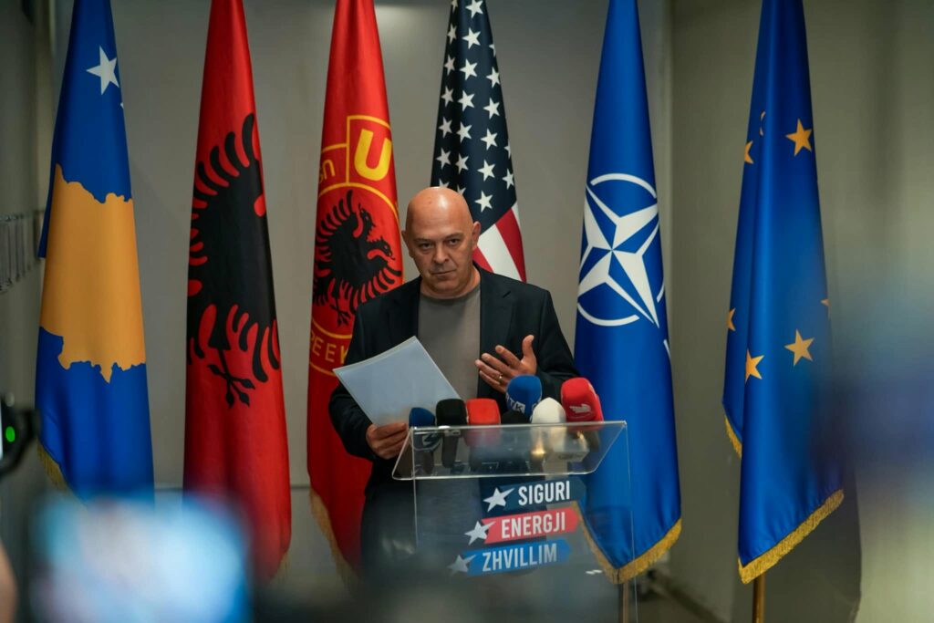 Aleanca  Mbështesim çdo iniciativë demokratike për drejtësi ndaj ish krerëve të UÇK së në Hagë