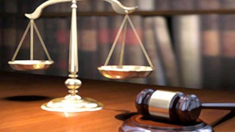 Seanca fillestare ndaj Muharrem Ibrajt për krime lufte në Gjakovë zhvillohet në mungesë