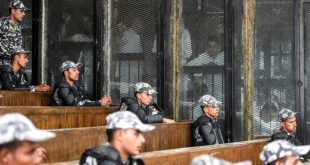 Një gjykatë egjiptiane ka dënuar me vdekje 75 persona për demonstratat e protestat e vitit 2013