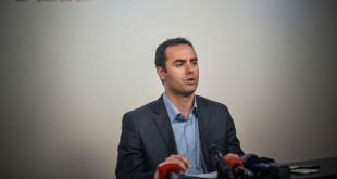 Ministri i Jashtëm, Glauk Konjufca kërkon që të shtyhet për vitin e ardhshëm aplikimi për anëtarësimin e Kosovës në Interpol