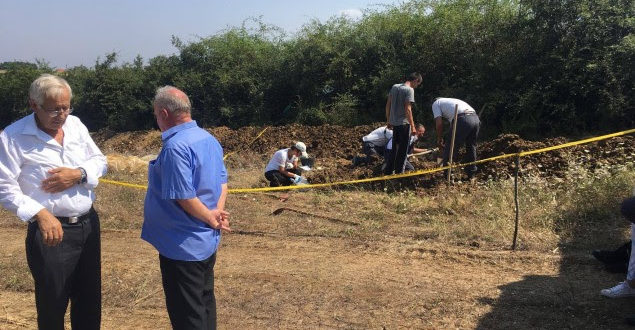 Në fshatin Gllarevë të Klinës sot kanë filluar gërmimet për persona të pagjetur të luftës