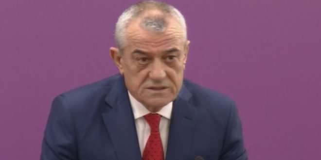 Kryetari i Kuvendit të Shqipërisë, Gramoz Ruçi përcolli sot një mesazh me rastin e 65-vjetorit të lindjes së Heroit të Kosovës, Adem Jashari