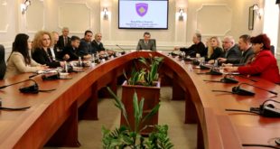 Sot mbahen mbledhjet e pesë komisioneve parlamentare