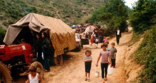 A.Q. Si mbijetoi popullata e zhvendosur në zonat e luftës së UÇK-së 20-vjet më parë, deri në ditën e çlirimit II