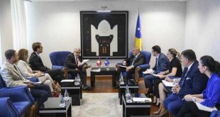 Kryeministri i Kosovës, Ramush Haradinaj ka pritur sot në një takim Ambasadorin e Zvicrës në Kosovë, Jean – Hubert Lebet