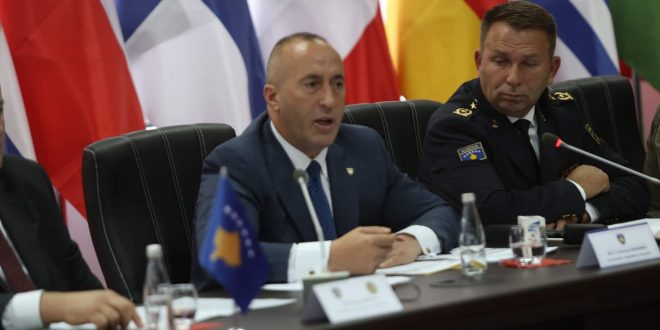 Haradinaj: Qëllimi i kalimit të Forcës së Sigurisë së ushtri kontribuon në stabilitetin rajonal dhe global